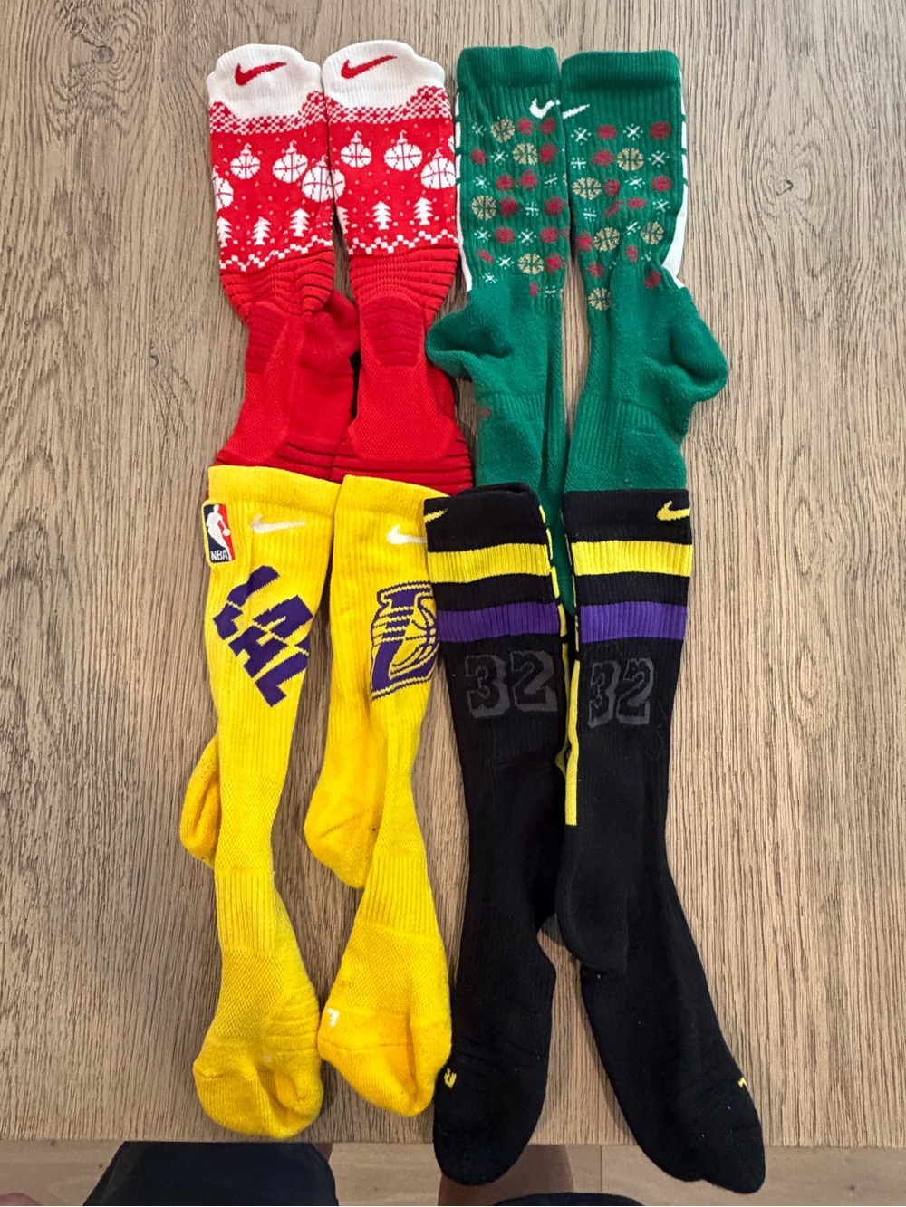 Nike Elite Socks 4 Pair Bundle Lakers Magic Johnson Christmas Holiday